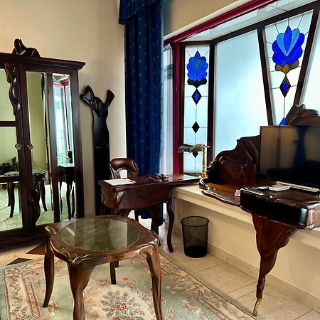 Central 25 بودغوريتْسا المظهر الخارجي الصورة